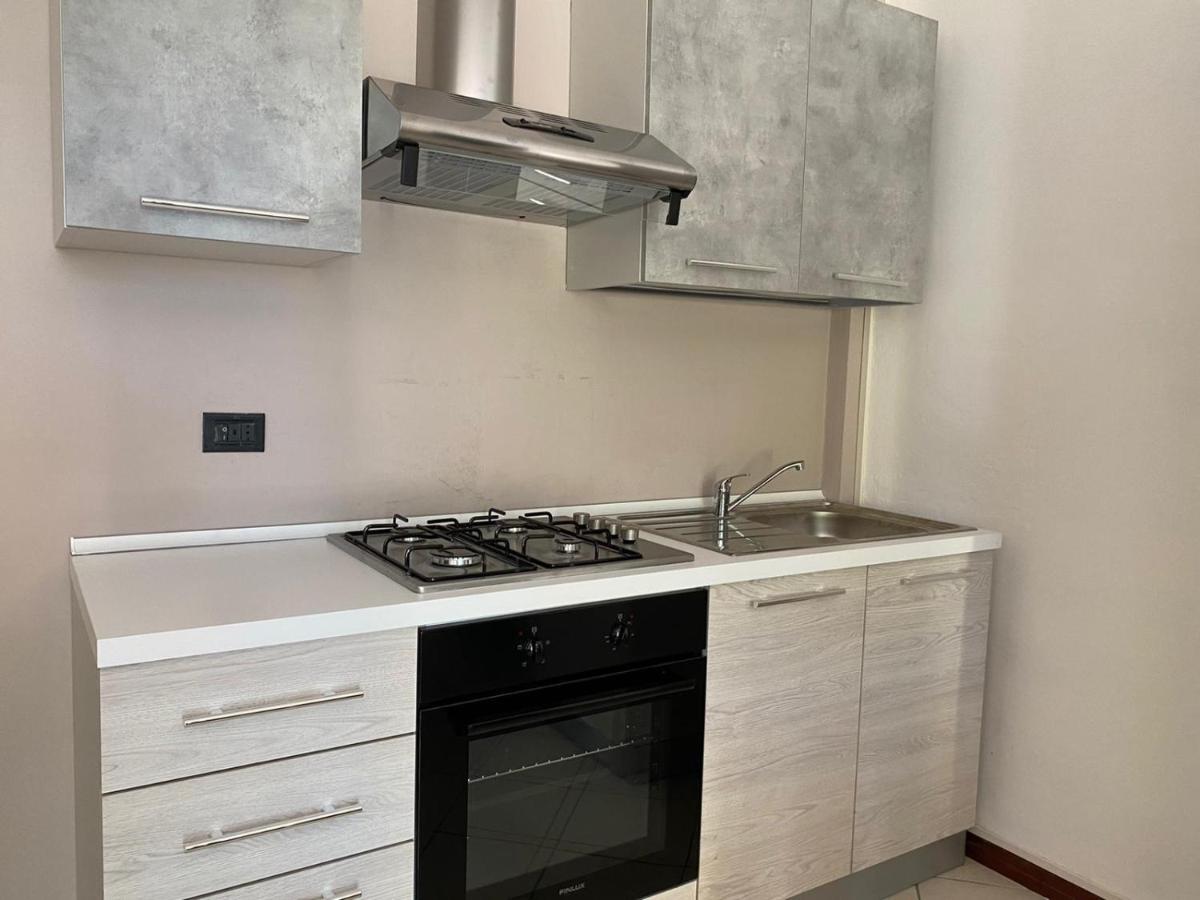 La Lanterna - Appartamenti In Residence Con Piscina Desenzano del Garda Eksteriør bilde